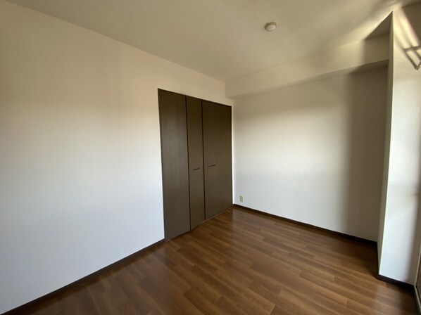 グランドヴュー島本の物件内観写真